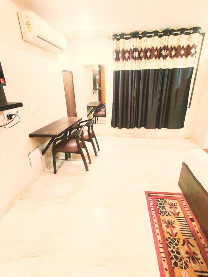 Hotel Amour By Rpi New Delhi Eksteriør bilde